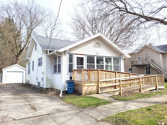 1309 Woodbridge St, Jackson, MI 49203