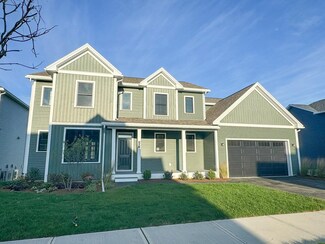 105 Leo Ln, South Burlington, VT 05403