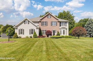 33 Joyous Ln, Schenectady, NY 12302