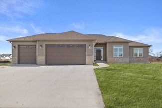 339 York St, Union Grove, WI 53182