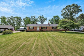 112 Southland Ct, Boiling Springs, SC 29316