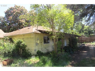 509 Dyke Rd, Dillard, OR 97432