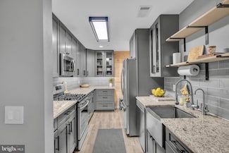 655 Burtons Cove Way Unit 14, Annapolis, MD 21401