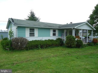 270 Blackwater Ave, Davis, WV 26260