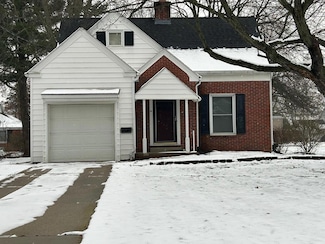 14 W Maxwell Dr, Shelby, OH 44875