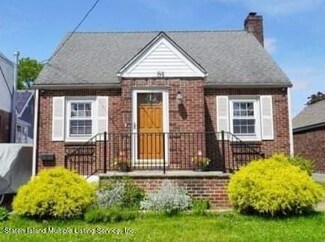 84 Bryson Ave, Staten Island, NY 10302