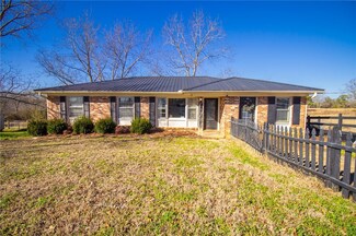 5514 County Road 114, Lafayette, AL 36862