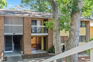 1212 Schaub Dr Unit C, Raleigh, NC 27606