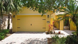 2502 Palm Tree Dr, Kissimmee, FL 34759