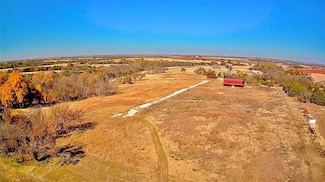 11100 N Clover Hill Rd, El Reno, OK 73036