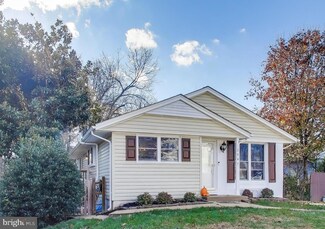 2947 Harding Ct, Woodbridge, VA 22192