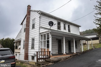 33 35 N Berry St, Coal Township, PA 17866