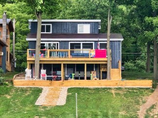 65608 Lakeview Dr, Vandalia, MI 49095
