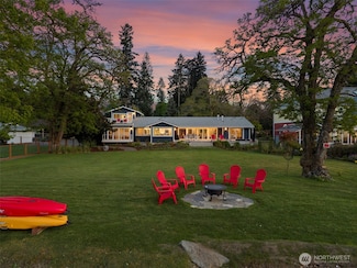 4354 Dyes Inlet Rd NW, Bremerton, WA 98312