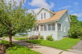 26 Southworth St, West Springfield, MA 01089