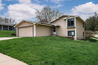 2119 5th Ave SW, Rochester, MN 55902