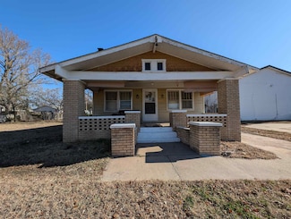 2020 S Palisade St, Wichita, KS 67213