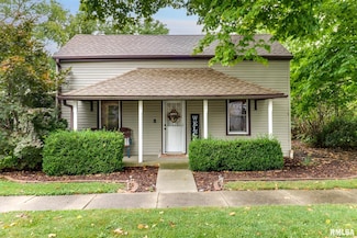 810 Cherry St, Hopedale, IL 61747
