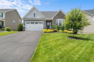132 Marquis Dr, Eighty Four, PA 15330