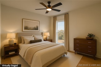 12 Sam Dr, Kaiser, MO 65047