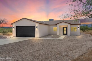1864 Atajo Ct, Rio Rico, AZ 85648