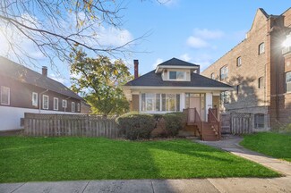 212 S Austin Blvd, Oak Park, IL 60304