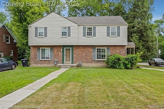 302 Alter Rd, Detroit, MI 48215