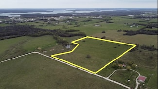 000 E 1400 Rd, Stockton, MO 65785