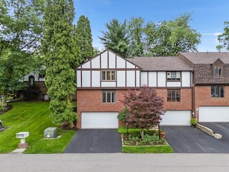 212 Timber Ln, Sewickley, PA 15143