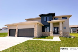 10208 S 191st St, Omaha, NE 68136