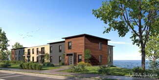 200 St Unit 11, Escanaba, MI 49829