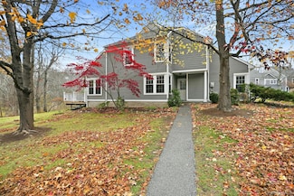 21 Croton Lake Rd Unit 20, Katonah, NY 10536