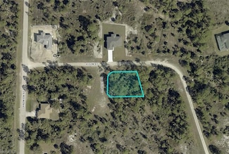 951 La Vista Ct, Lehigh Acres, FL 33974
