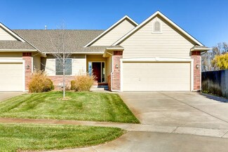 2264 N Lakeway Cir, Wichita, KS 67205