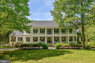 12970 Wyckland Dr, Clifton, VA 20124