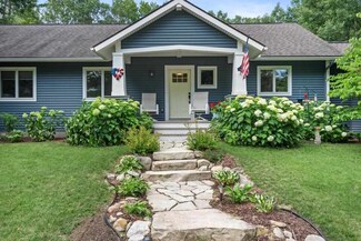 8526 Cedar Creek Dr, Petoskey, MI 49770