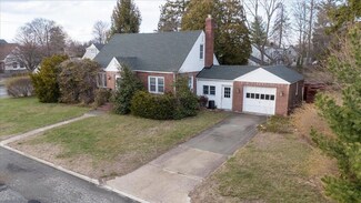 74 Floral Ave, Bethpage, NY 11714