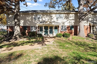1530 Swallow Dr Unit 1530, Saint Louis, MO 63144