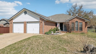 327 W 47th Place, Sand Springs, OK 74063