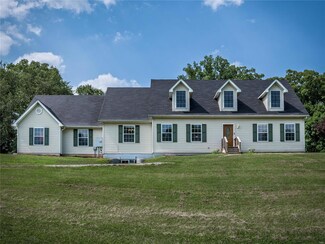 8430 Bethalto Rd, Bethalto, IL 62010