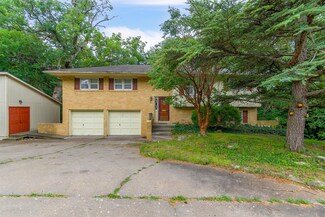 2500 W Rollins Rd, Columbia, MO 65203