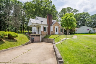582 Route 917, Scenery Hill, PA 15360