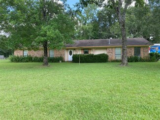 245 Cane Bend Dr, Haughton, LA 71037