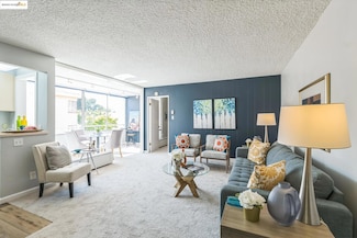 2550 Dana St Unit 2F, Berkeley, CA 94704