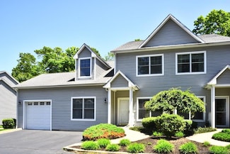 375 Allyn St Unit 4, Mystic, CT 06355