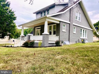 796 E Main St, Dallastown, PA 17313