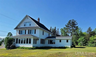 1249 Cedar St, Hancock, MI 49930