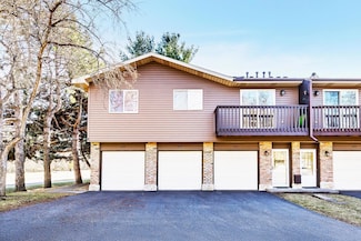 2245 Pinehurst St, Stillwater, MN 55082