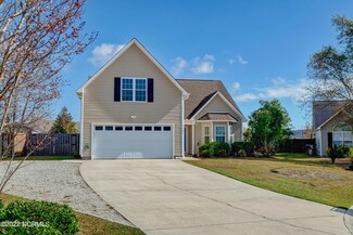 7441 Walking Horse Ct, Wilmington, NC 28411