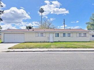 1556 Casarin Ave, Simi Valley, CA 93065